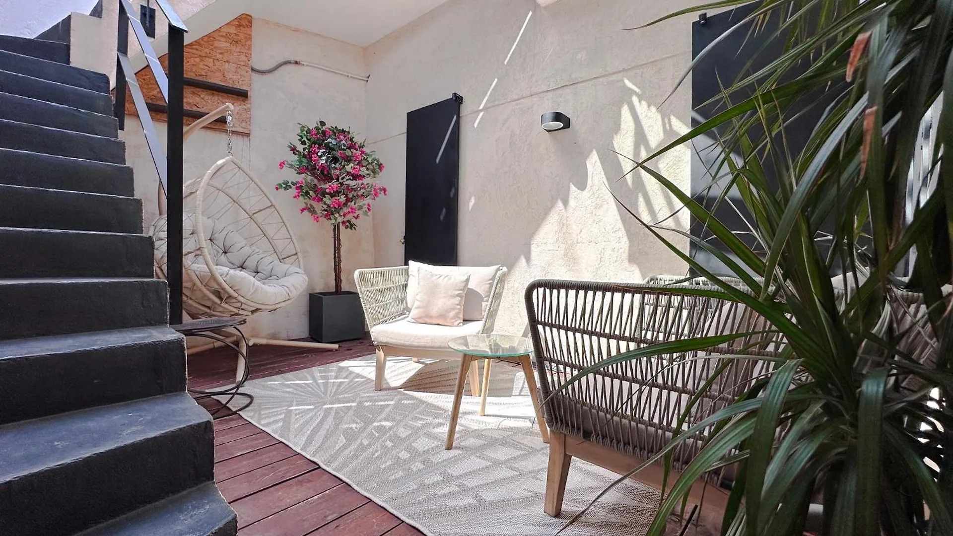 Apartment Bellet - Rooftop, Jacuzzi Et Vue Imprenable Sur Nice Et Mer France