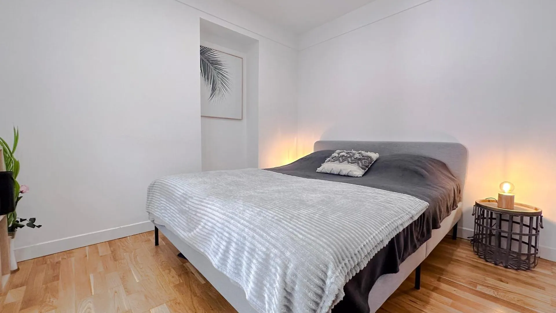Apartment Bellet - Rooftop, Jacuzzi Et Vue Imprenable Sur Nice Et Mer